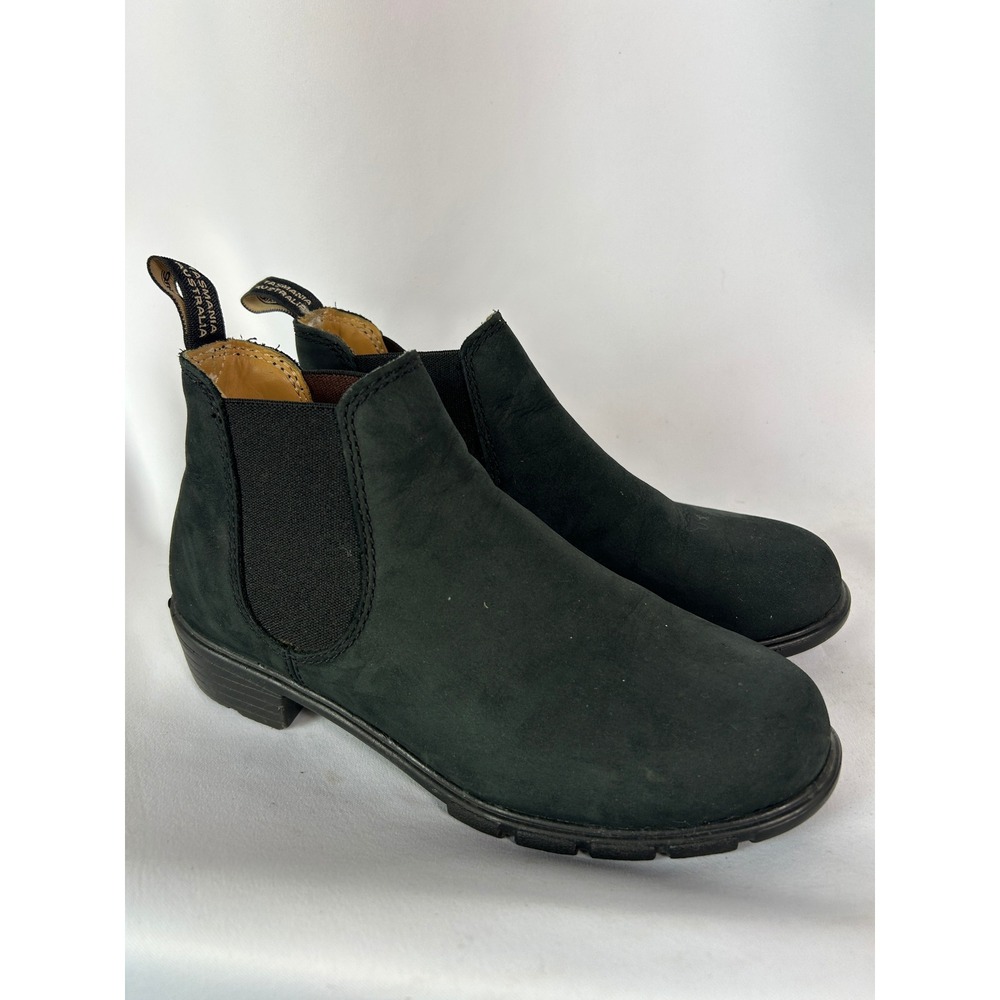 Blundstone Black Leather Pull On Chelsea Ankle Boots Gorpcore 6.5 US / 3.5 UK